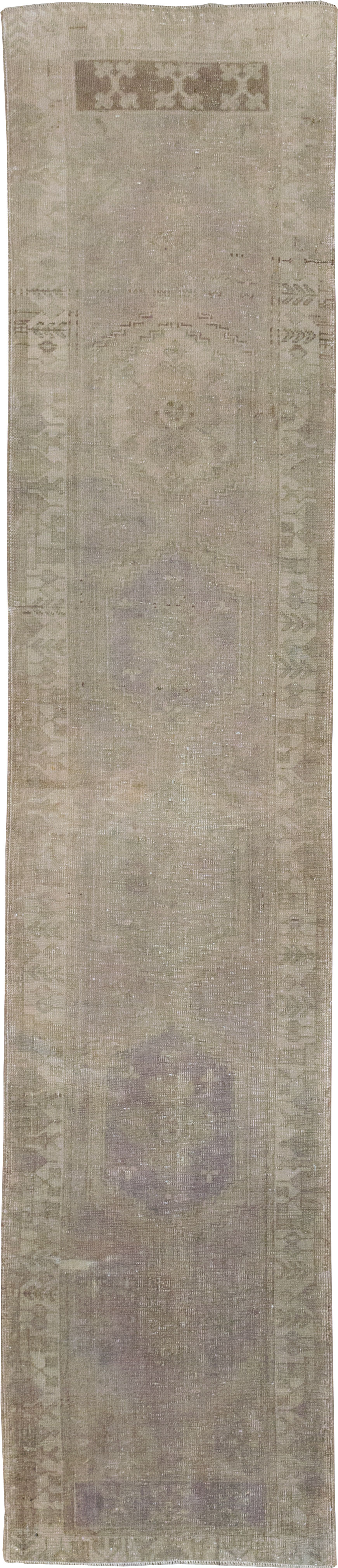Vintage Turkish Anatolian Runner, No.32332 - Gsblank