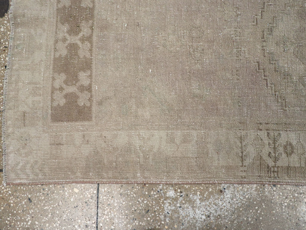 Vintage Turkish Anatolian Runner, No.32332 - Gsblank