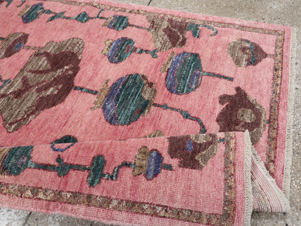 Modern Turkish Pictorial Throw Rug, No.32340 - Gsblank