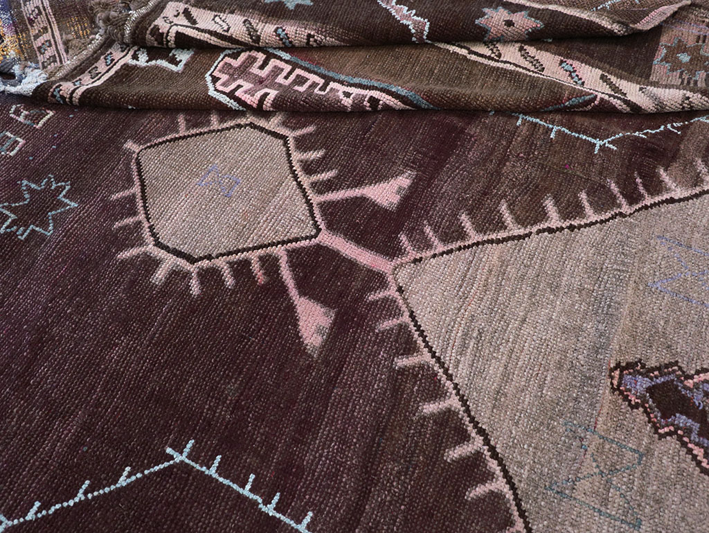 Vintage Turkish Anatolian Room Size Carpet, No.32350 - Gsblank