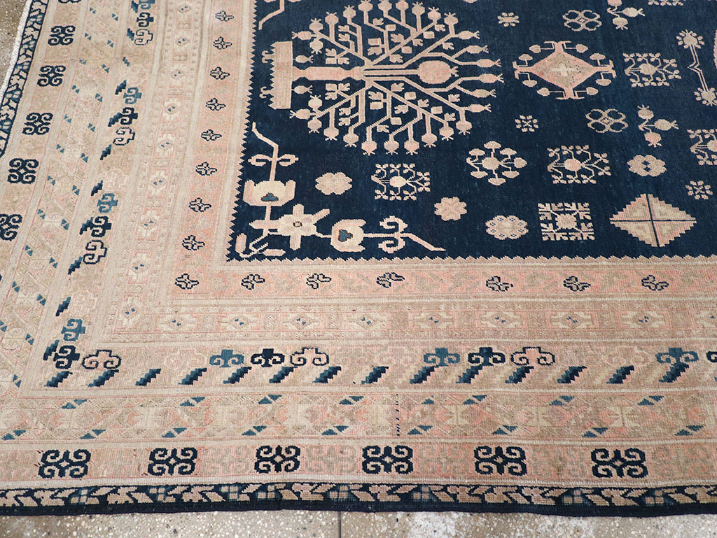 Antique East Turkestan Khotan Gallery Carpet, No.32360 - Gsblank