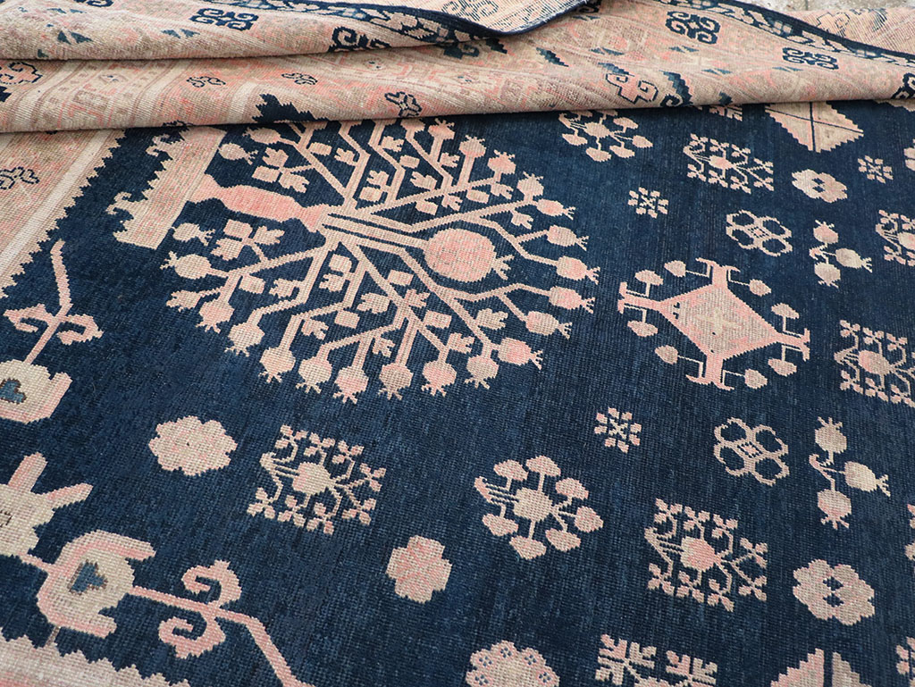 Antique East Turkestan Khotan Gallery Carpet, No.32360 - Gsblank