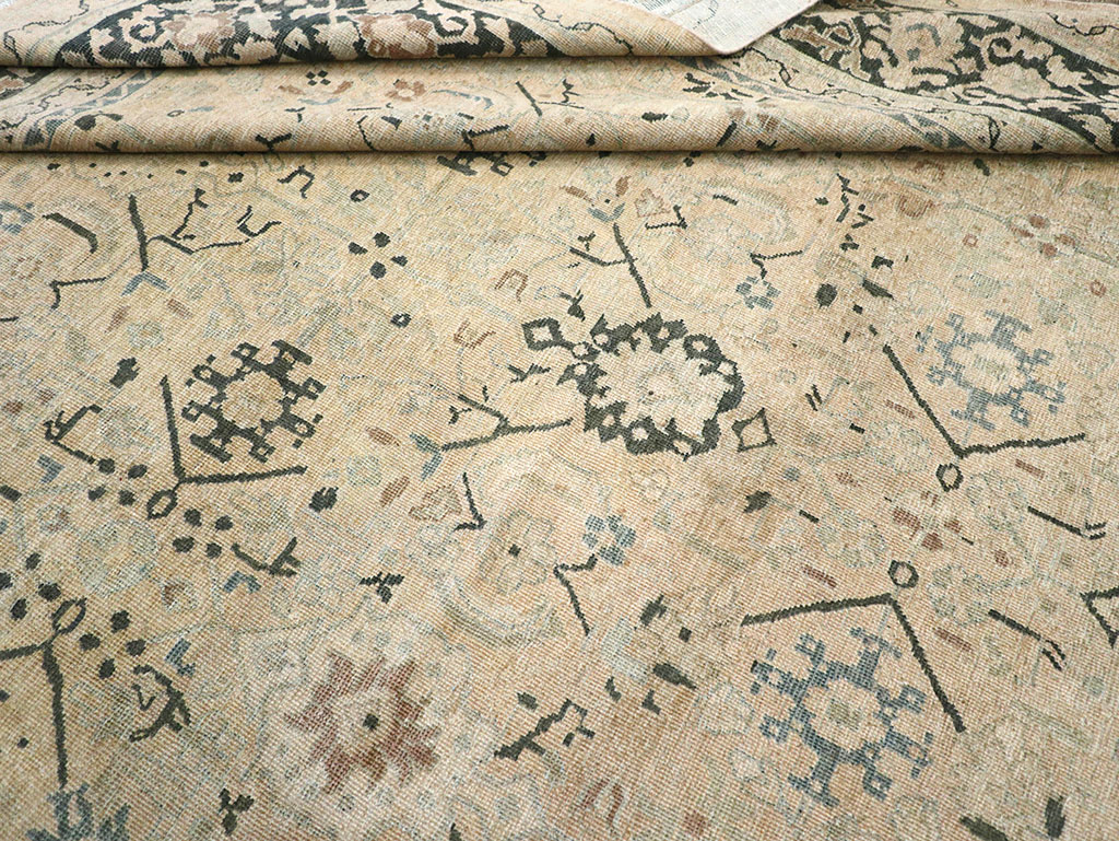 Vintage Persian Mahal Room Size Carpet, No.32367 - Gsblank