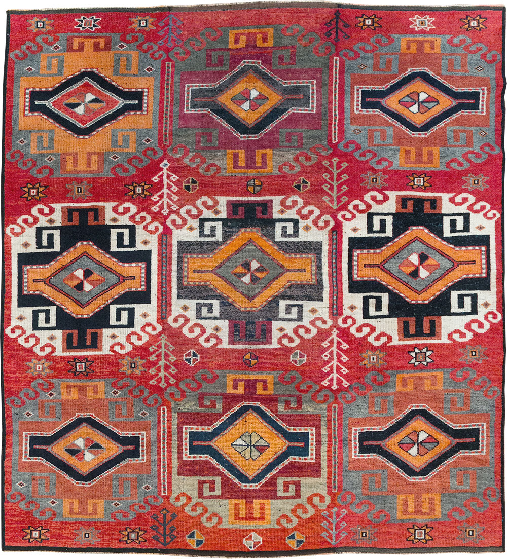 Vintage Turkish Anatolian Square Room Size Carpet, No.32370 - Gsblank