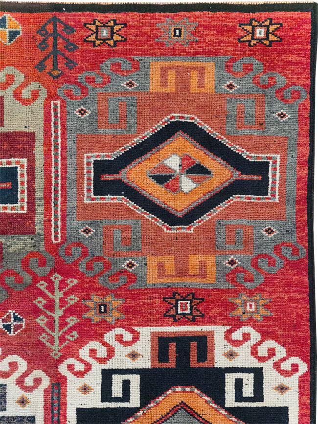 Vintage Turkish Anatolian Square Room Size Carpet, No.32370 - Gsblank