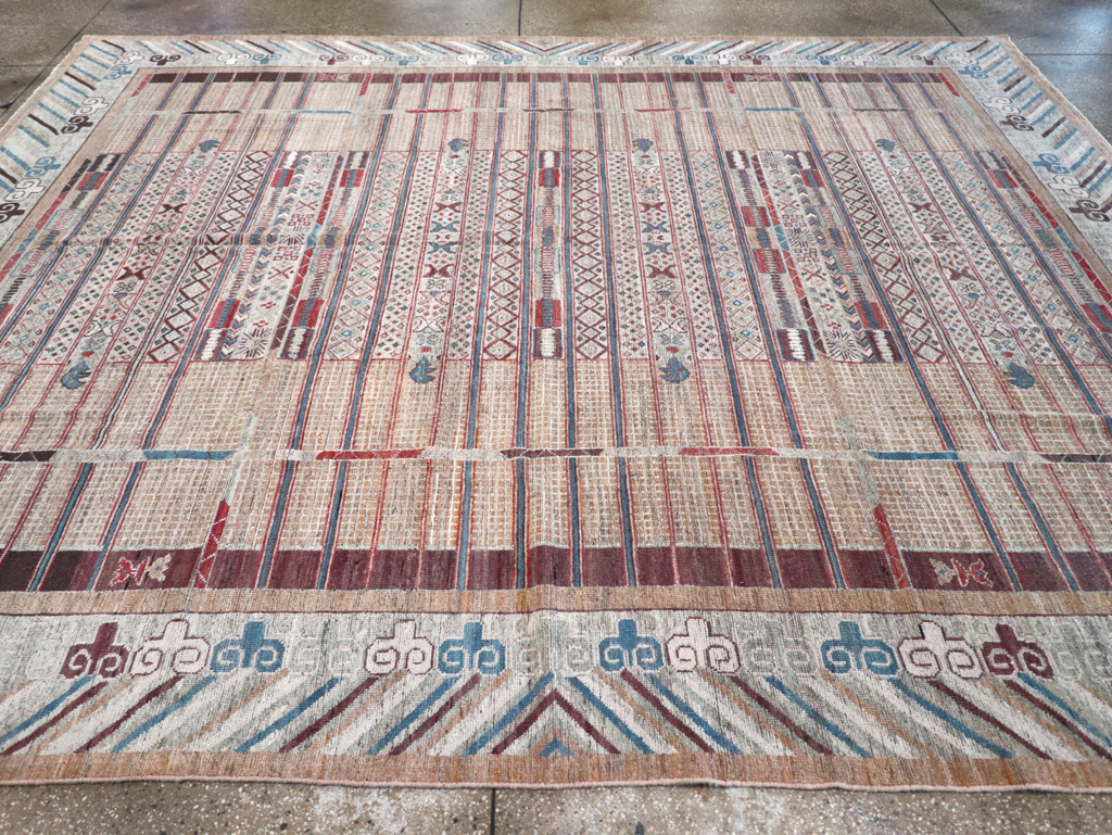 Modern East Turkestan Khotan Room Size Carpet, No.32378 - Gsblank