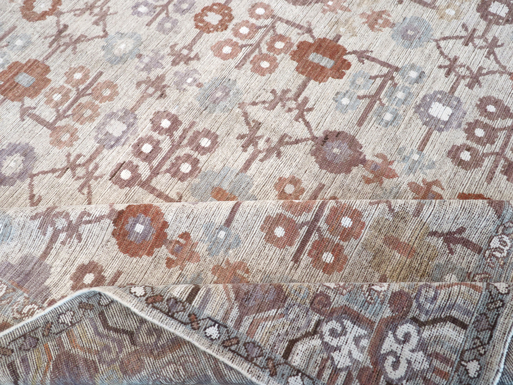 Modern East Turkestan Khotan Room Size Carpet, No.32389 - Gsblank