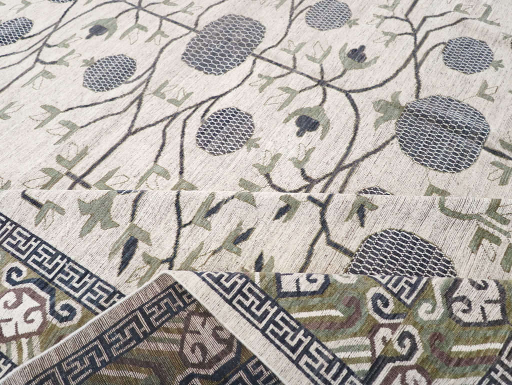 Modern East Turkestan Khotan Square Room Size Carpet, No.32393 - Gsblank