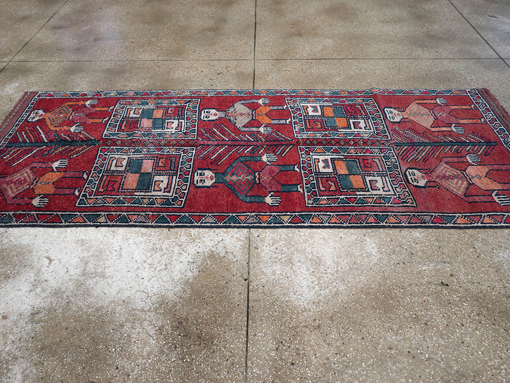 Vintage Turkish Anatolian Pictorial Runner, No.32408 - Gsblank