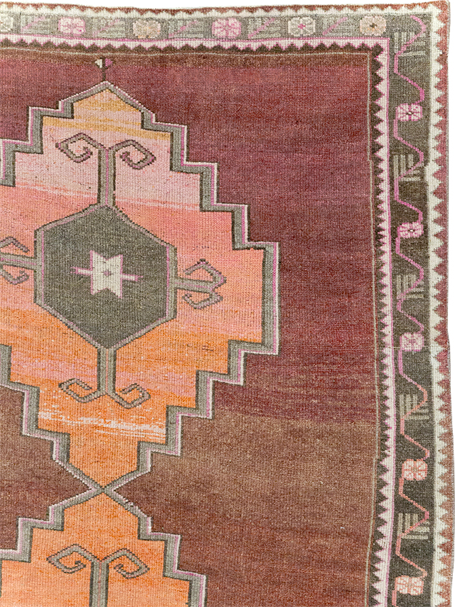 Vintage Turkish Anatolian Room Size Carpet, No.32409 - Gsblank