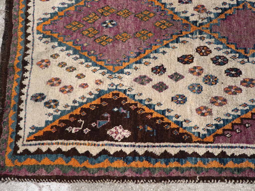 Vintage Persian Gabbeh Rug, No.32413 - Gsblank