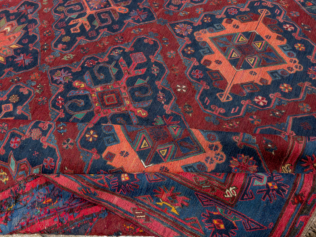 Vintage Central Asian Soumak Gallery Carpet, No.32416 - Gsblank