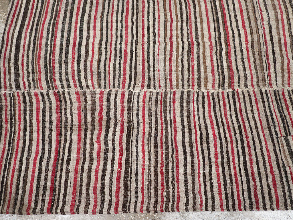 Vintage Persian Flatweave Kilim Accent Rug, No.32432 - Gsblank