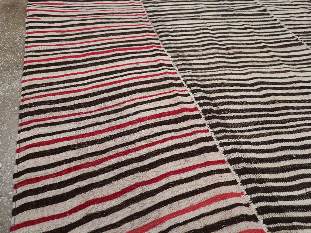 Vintage Persian Flatweave Kilim Room Size Carpet, No.32434 - Gsblank