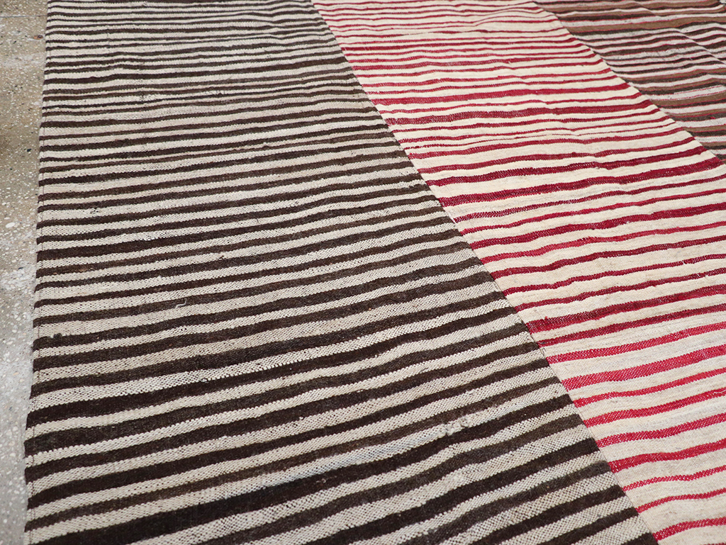 Vintage Persian Flatweave Kilim Room Size Carpet, No.32436 - Gsblank