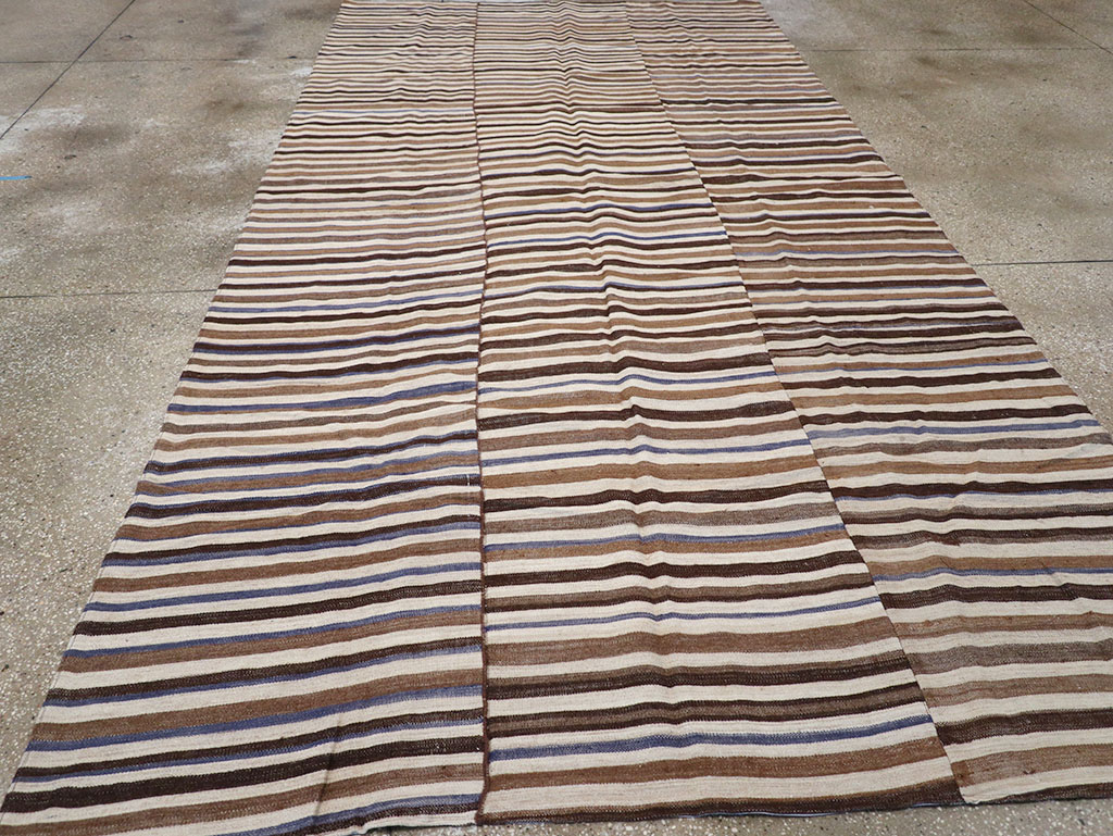 Vintage Persian Flatweave Kilim Gallery Carpet, No.32437 - Gsblank