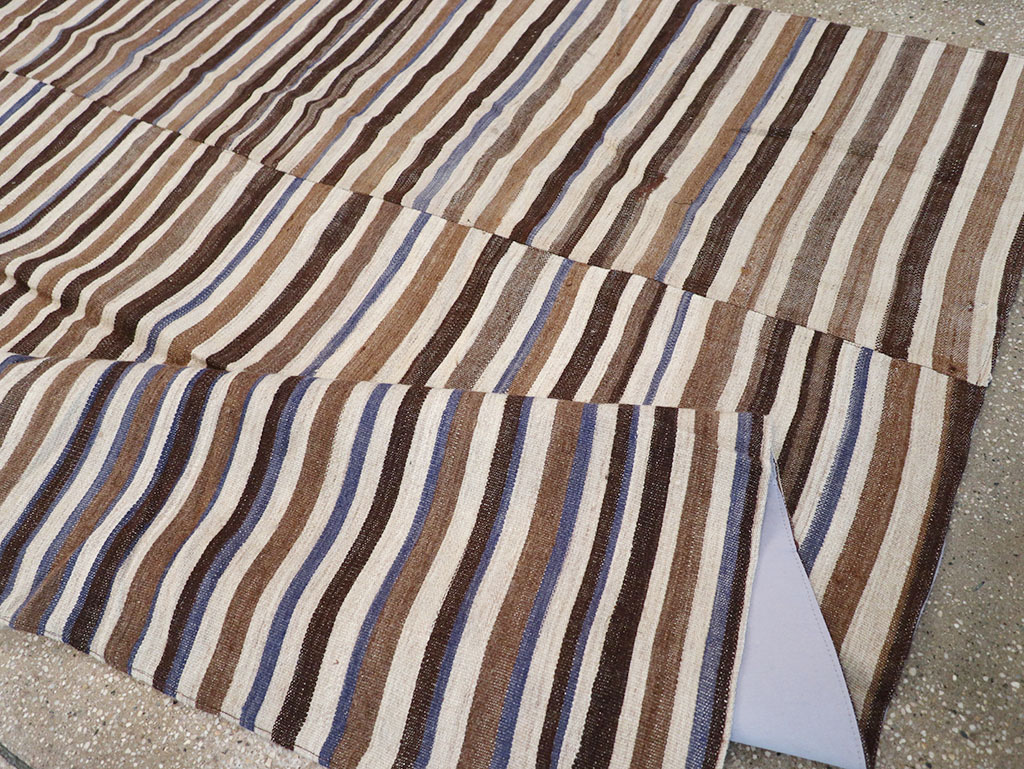 Vintage Persian Flatweave Kilim Gallery Carpet, No.32437 - Gsblank