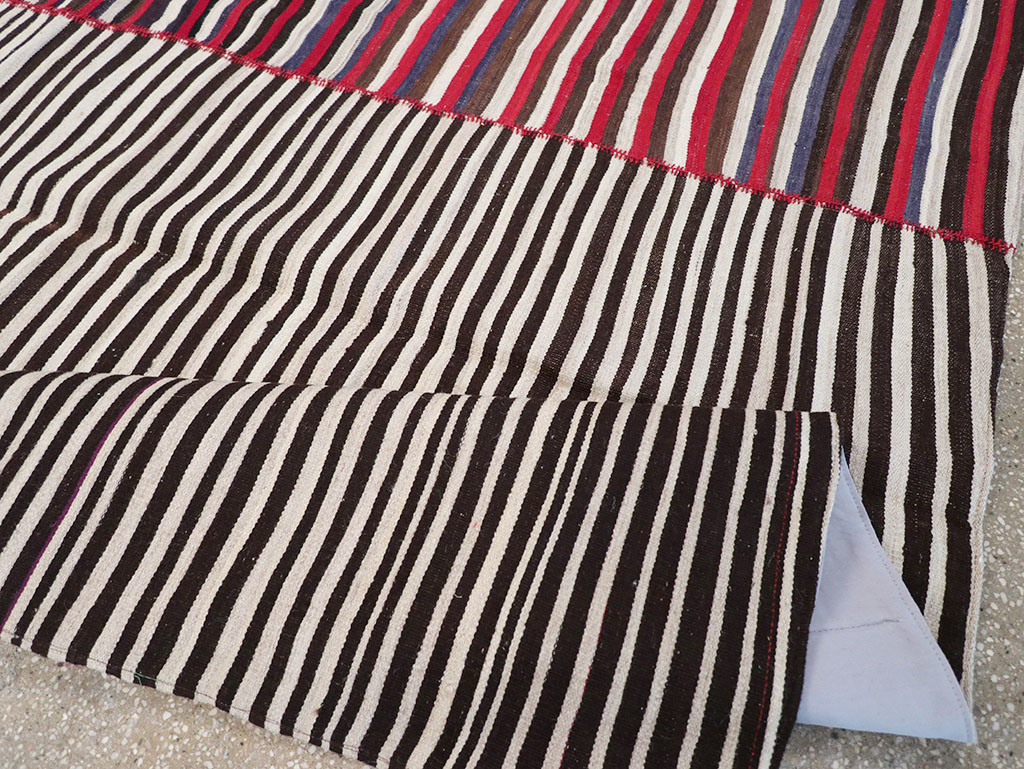 Vintage Persian Flatweave Kilim Accent Carpet, No.32438 - Gsblank