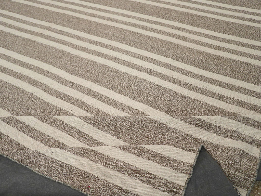 Modern Turkish Flatweave Kilim Large Carpet, No.32443 - Gsblank