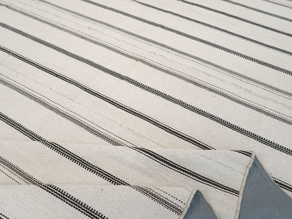 Vintage Persian Flatweave Kilim Room Size Carpet, No.32455 - Gsblank