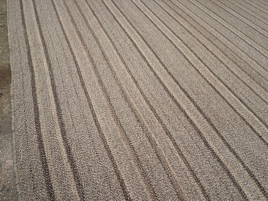 Modern Turkish Flatweave Kilim Room Size Carpet, No.32457 - Gsblank