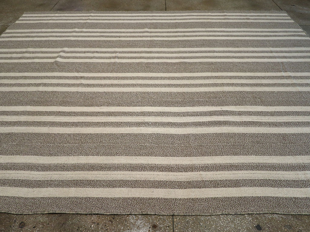 Modern Turkish Flatweave Kilim Room Size Carpet, No.32458 - Gsblank