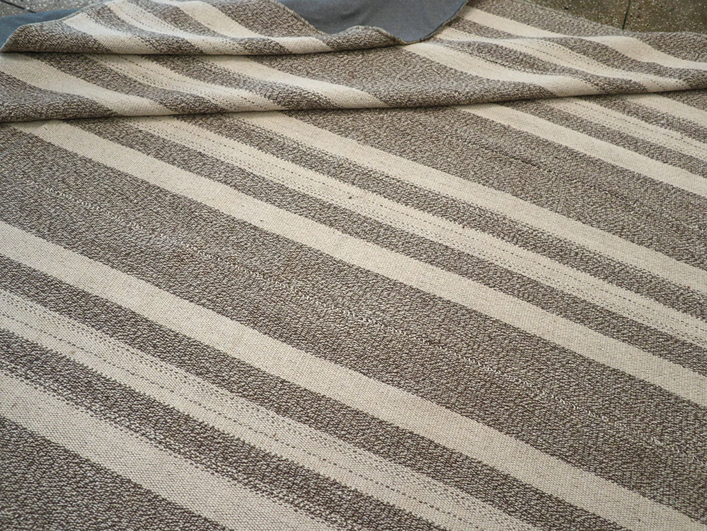 Modern Turkish Flatweave Kilim Room Size Carpet, No.32458 - Gsblank