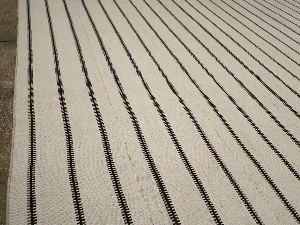 Modern Turkish Flatweave Kilim Large Carpet, No.32460 - Gsblank