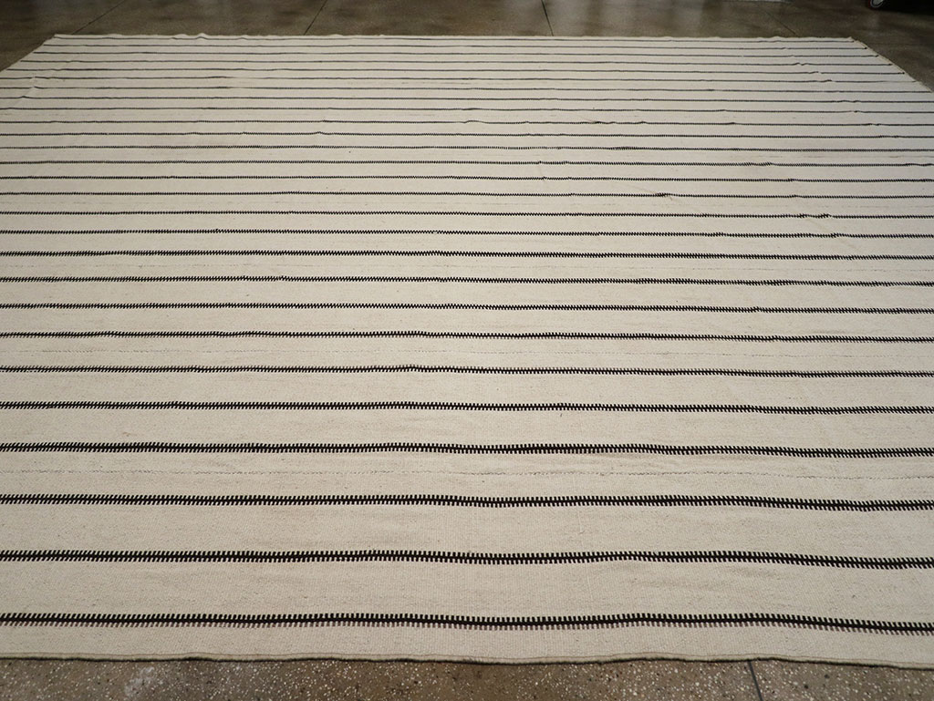 Modern Turkish Flatweave Kilim Large Carpet, No.32460 - Gsblank