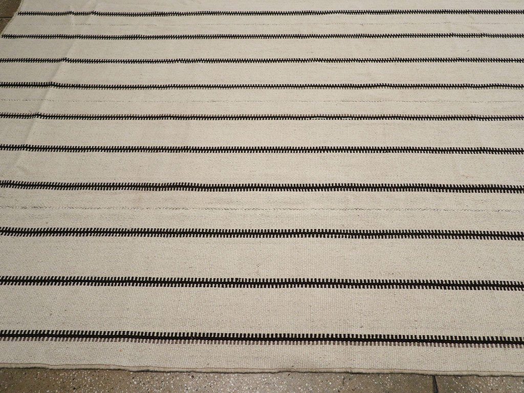 Modern Turkish Flatweave Kilim Large Carpet, No.32460 - Gsblank