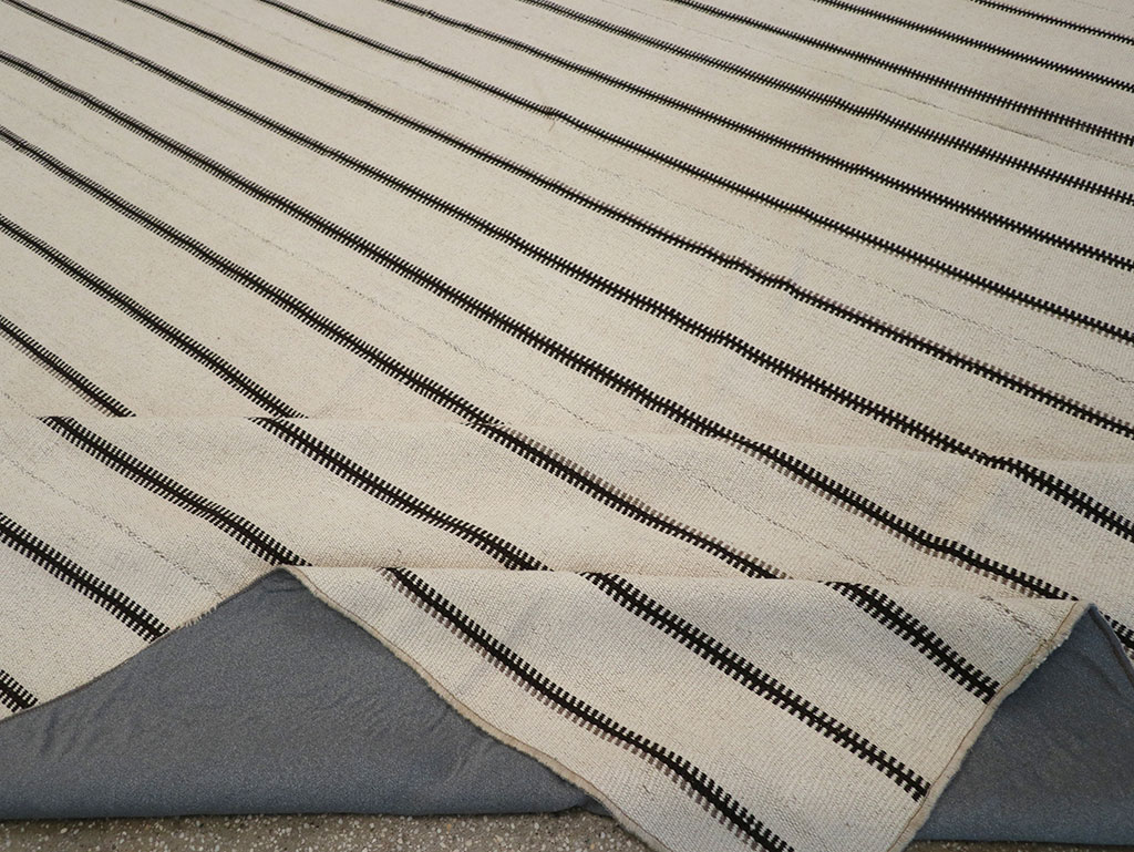 Modern Turkish Flatweave Kilim Large Carpet, No.32460 - Gsblank