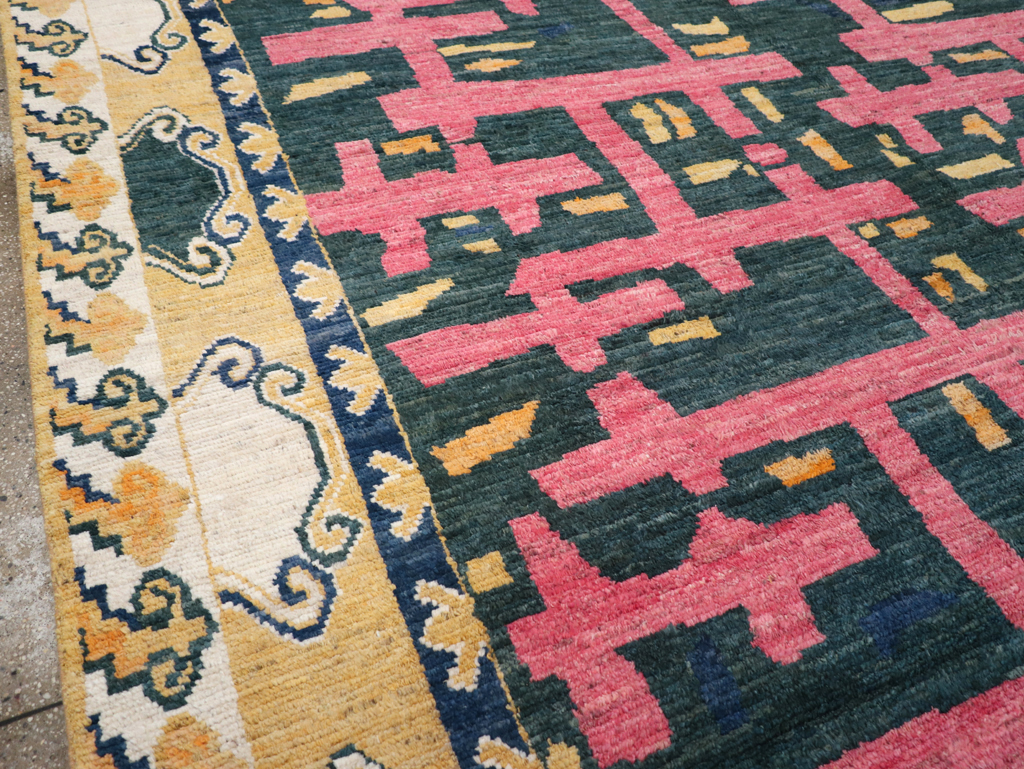 Modern East Turkestan Khotan Room Size Carpet, No.32473 - Gsblank