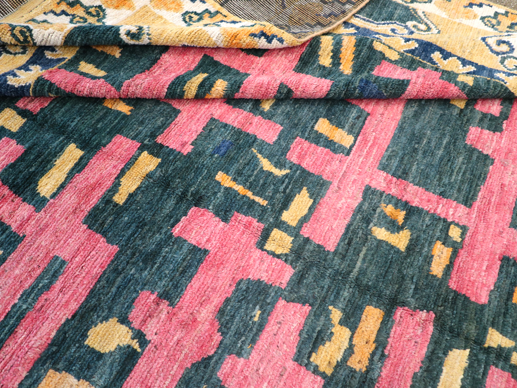 Modern East Turkestan Khotan Room Size Carpet, No.32473 - Gsblank