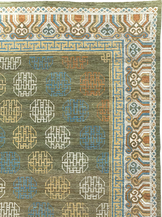 Modern East Turkestan Khotan Room Size Carpet, No.32476 - Gsblank