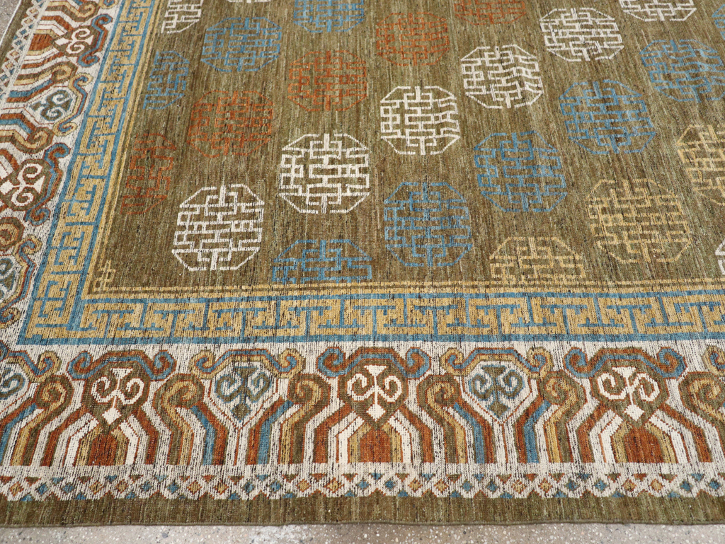 Modern East Turkestan Khotan Room Size Carpet, No.32476 - Gsblank