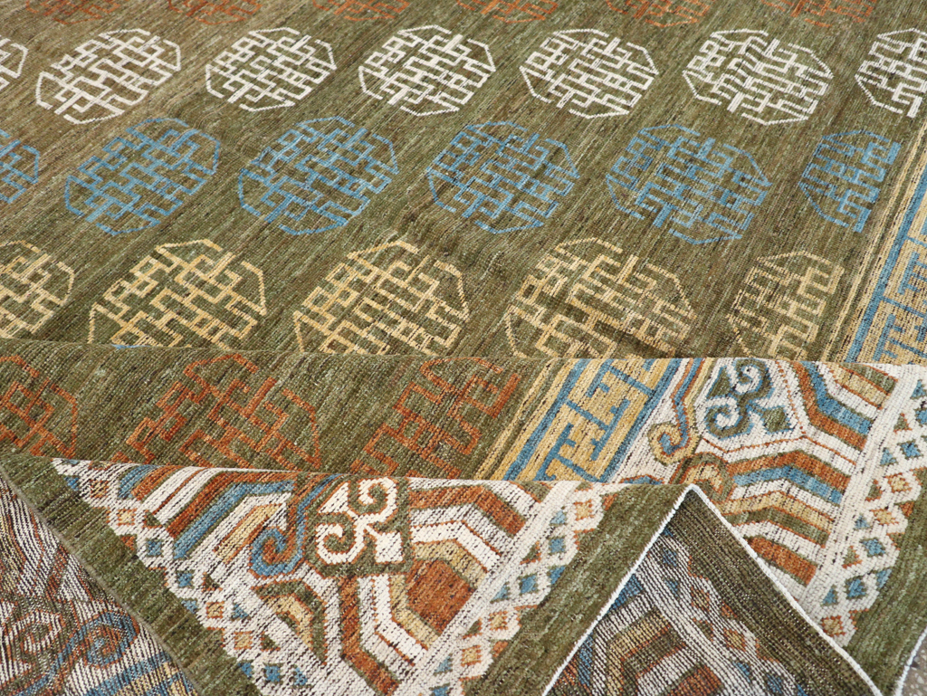 Modern East Turkestan Khotan Room Size Carpet, No.32476 - Gsblank