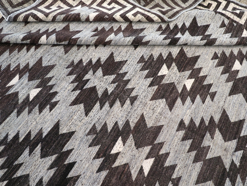 Modern East Turkestan Khotan Room Size Carpet, No.32479 - Gsblank