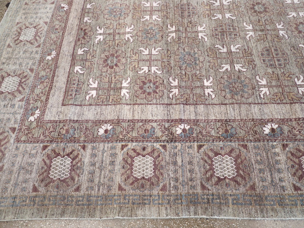 Modern East Turkestan Khotan Room Size Carpet, No.32483 - Gsblank