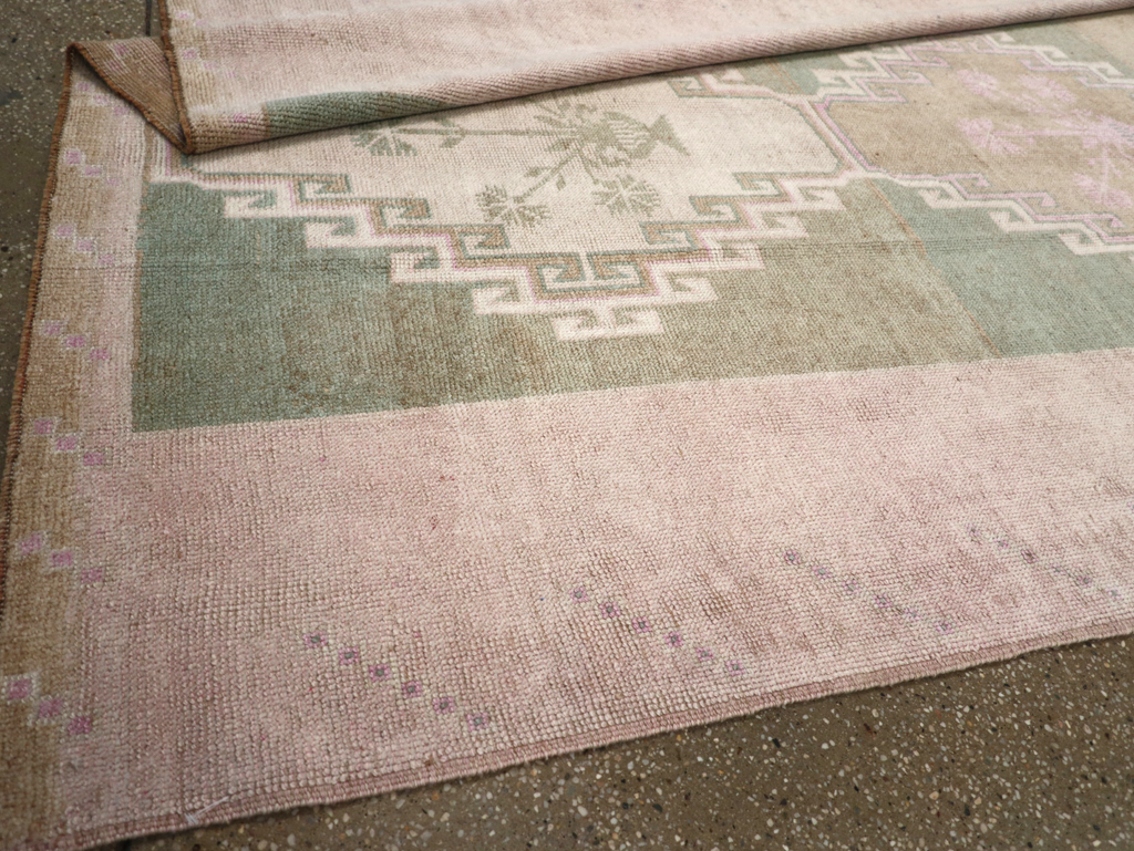 Vintage Turkish Anatolian Wide Gallery Runner, No.32503 - Gsblank