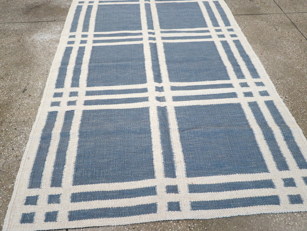 Swedish Inspired Contemporary Turkish Flatweave Accent Rug, No.32505 - Gsblank