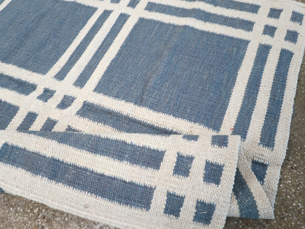 Swedish Inspired Contemporary Turkish Flatweave Accent Rug, No.32505 - Gsblank