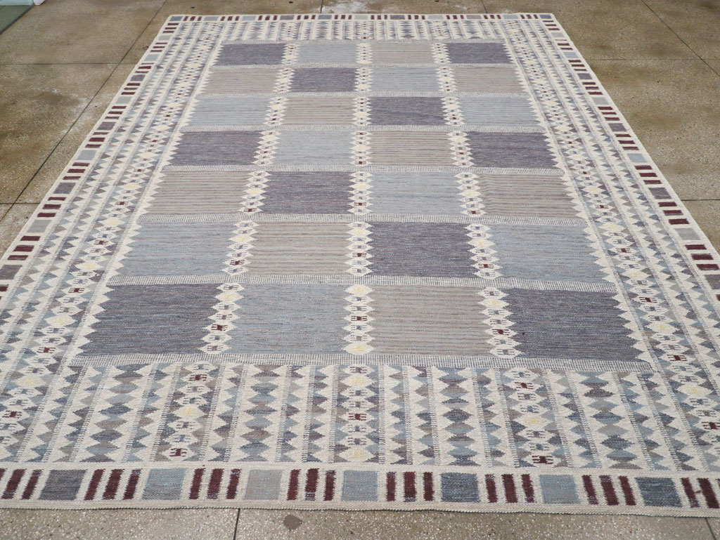 Swedish Inspired Contemporary Turkish Flatweave Room Size Carpet, No.32506 - Gsblank