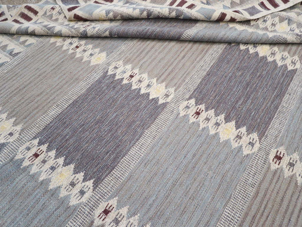 Swedish Inspired Contemporary Turkish Flatweave Room Size Carpet, No.32506 - Gsblank