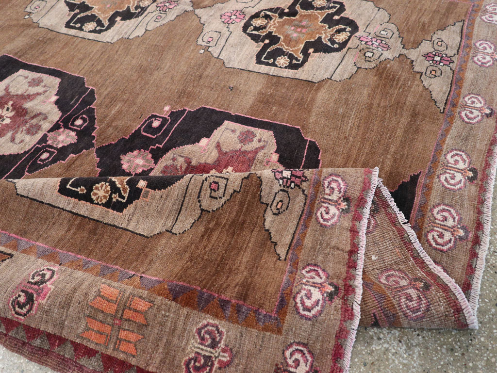 Vintage Turkish Anatolian Room Size Carpet, No.32507 - Gsblank