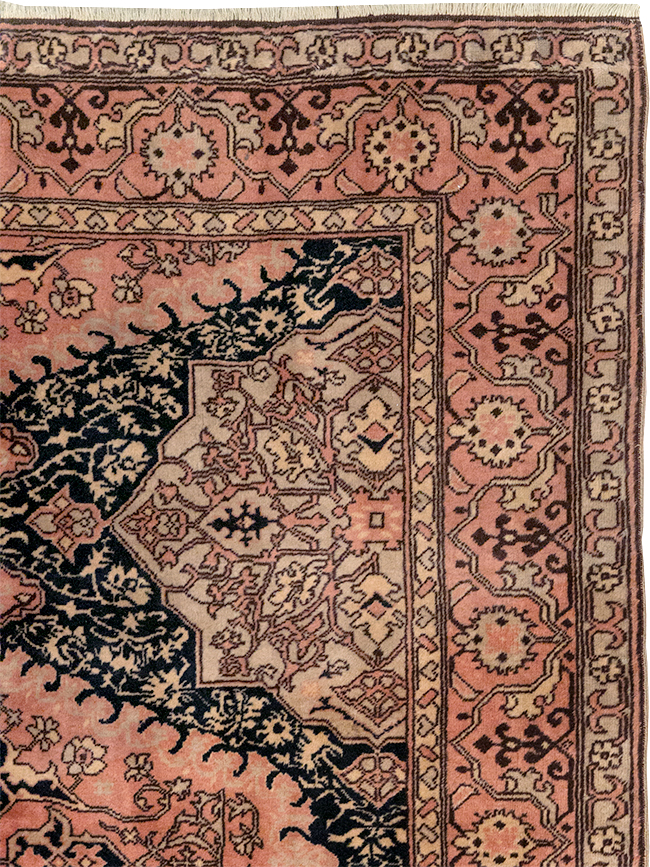 Vintage Turkish Oushak Rug, No.32513 - Gsblank