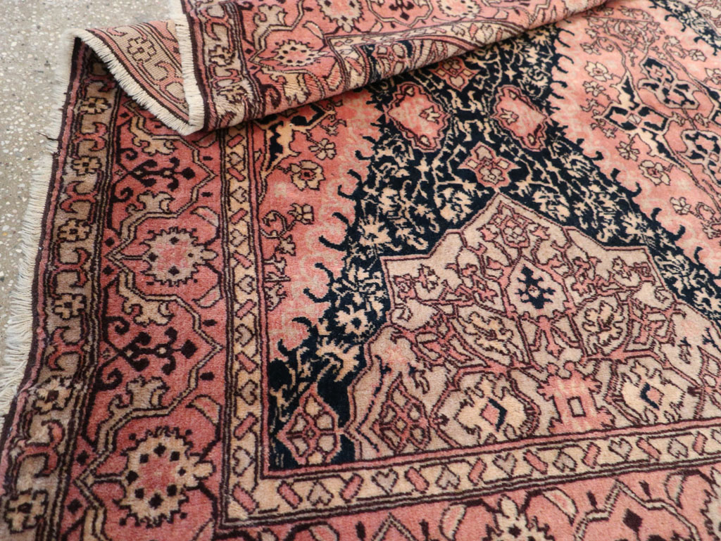 Vintage Turkish Oushak Rug, No.32513 - Gsblank