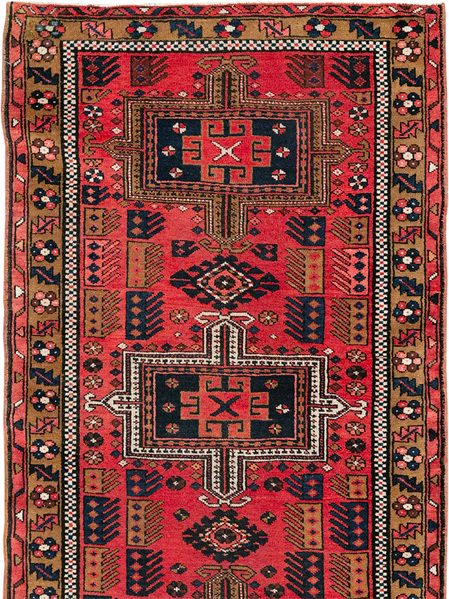 Vintage Persian Karajeh Runner, No.32514 - Gsblank