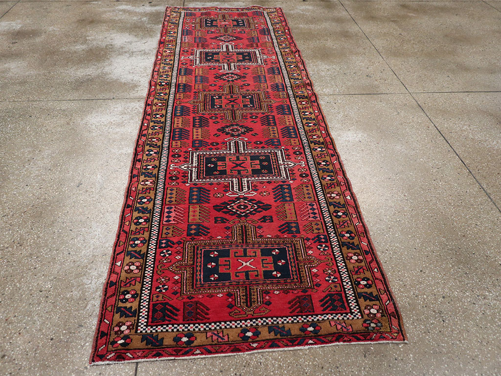 Vintage Persian Karajeh Runner, No.32514 - Gsblank