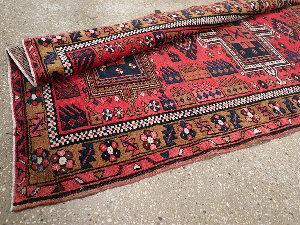 Vintage Persian Karajeh Runner, No.32514 - Gsblank
