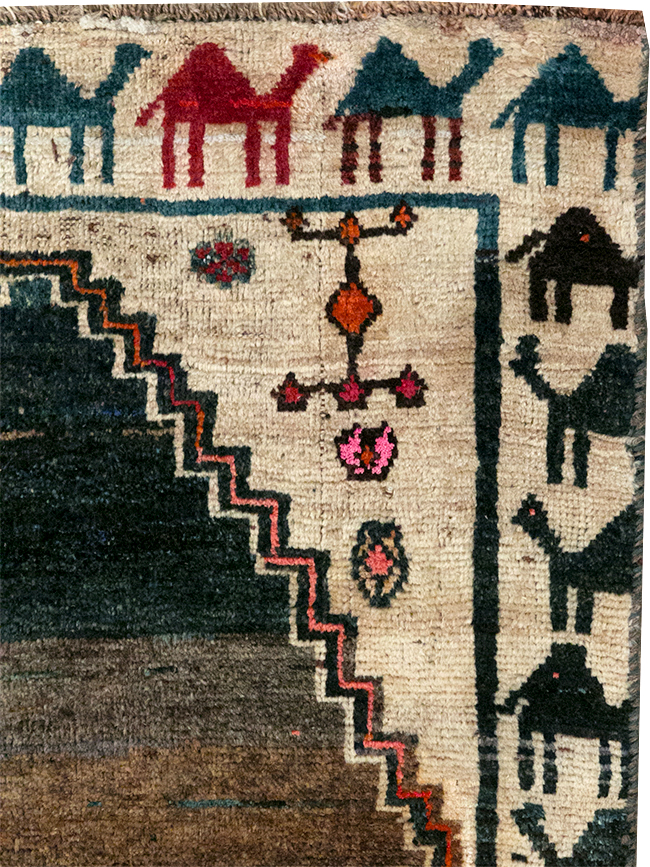 Vintage Persian Gabbeh Throw Rug, No.32540 - Gsblank